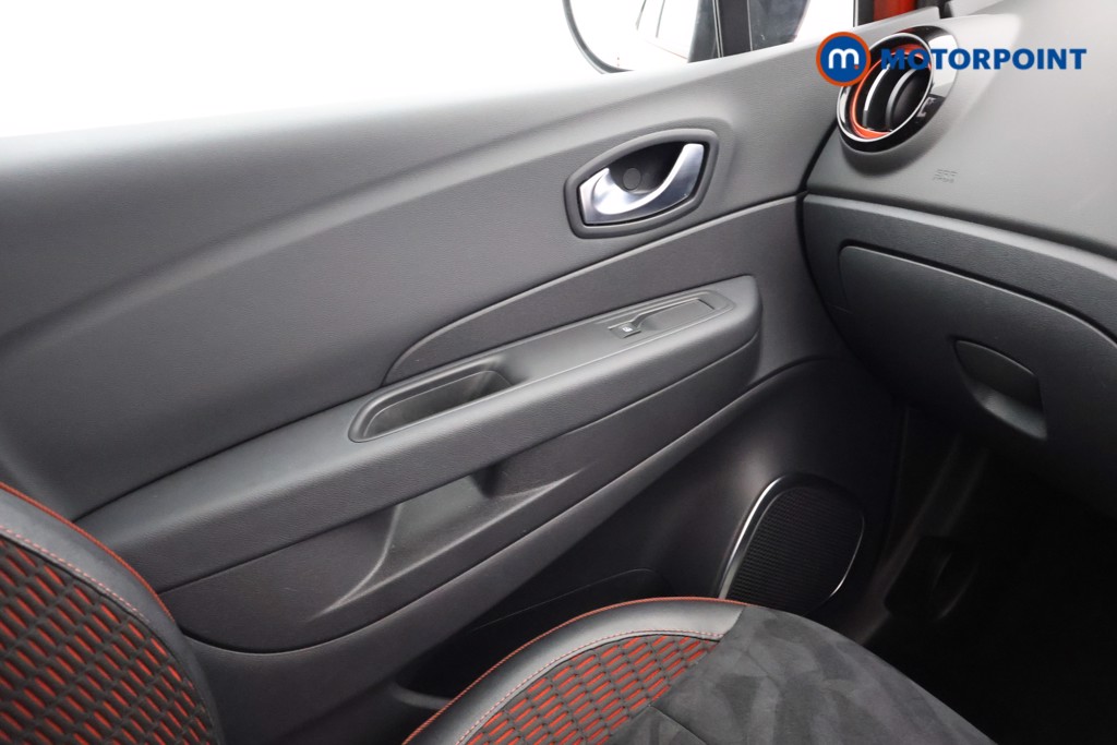 Renault Captur S Edition Manual Petrol SUV - Stock Number (1636239) - 10th supplementary image