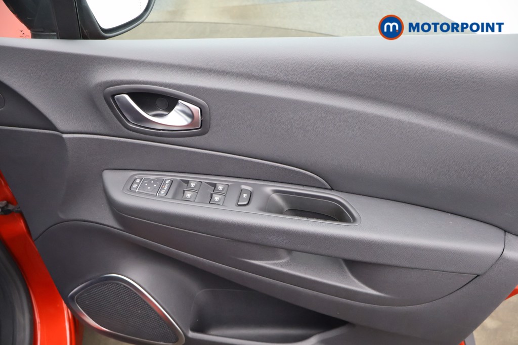 Renault Captur S Edition Manual Petrol SUV - Stock Number (1636239) - 11th supplementary image