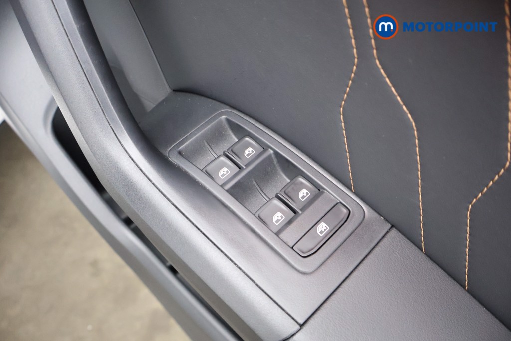 Cupra Ateca V2 Automatic Petrol SUV - Stock Number (1636246) - 21st supplementary image