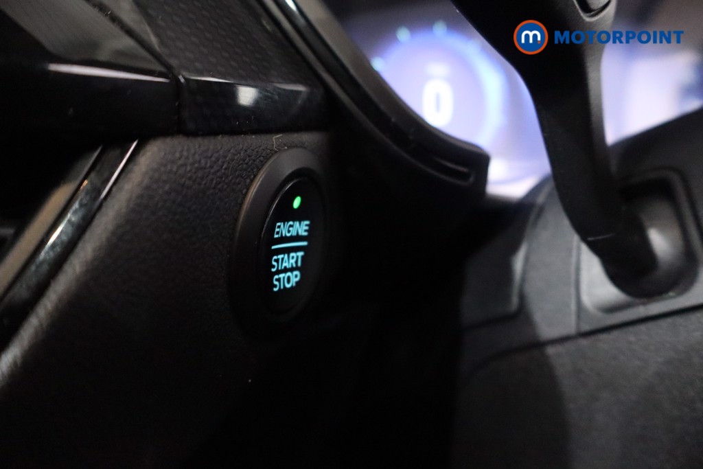 Ford Kuga Black Package Edition Automatic Petrol Plug-In Hybrid SUV - Stock Number (1636253) - 19th supplementary image