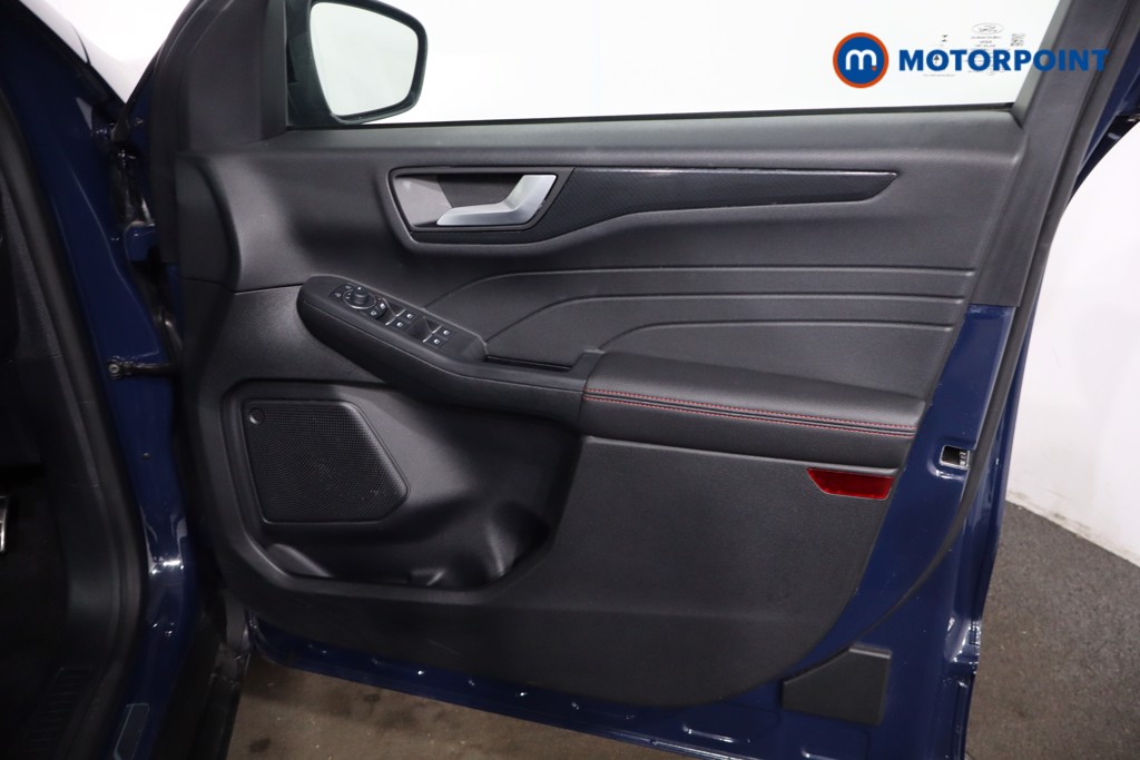 Ford Kuga Black Package Edition Automatic Petrol Plug-In Hybrid SUV - Stock Number (1636253) - 27th supplementary image