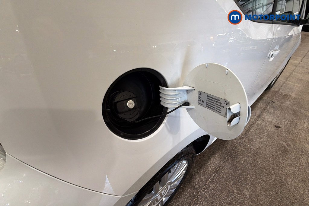 Volkswagen UP Move Up Manual Petrol Hatchback - Stock Number (1636296) - 41st supplementary image