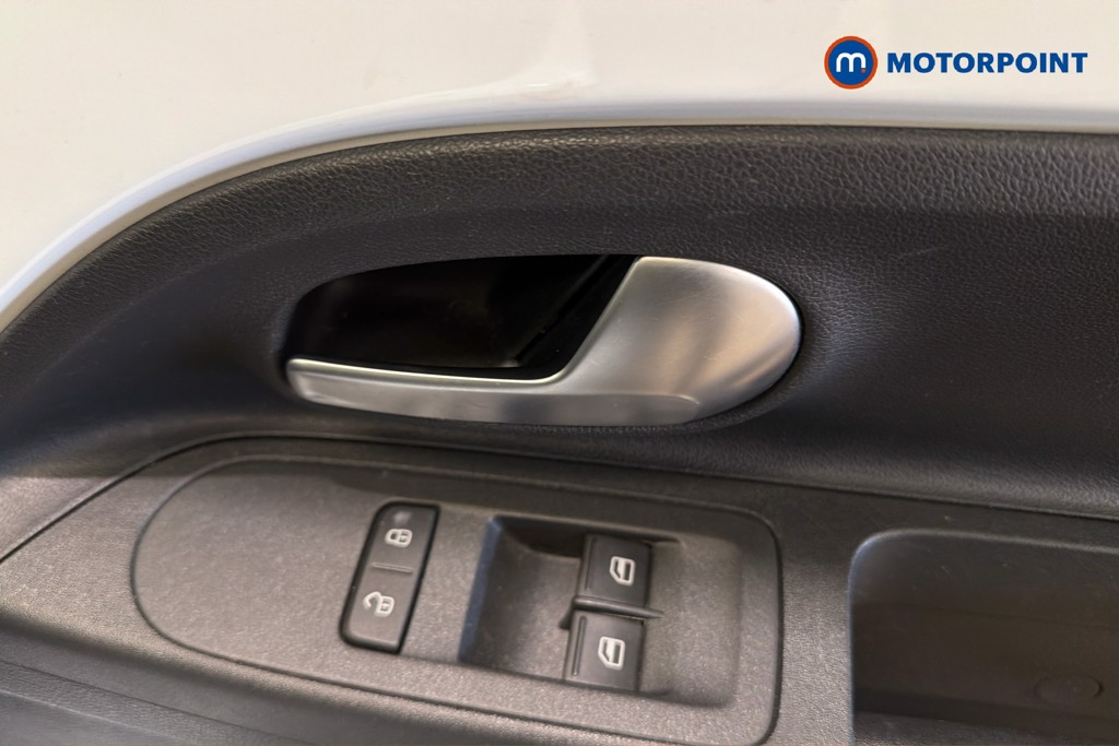 Volkswagen UP Move Up Manual Petrol Hatchback - Stock Number (1636296) - 42nd supplementary image