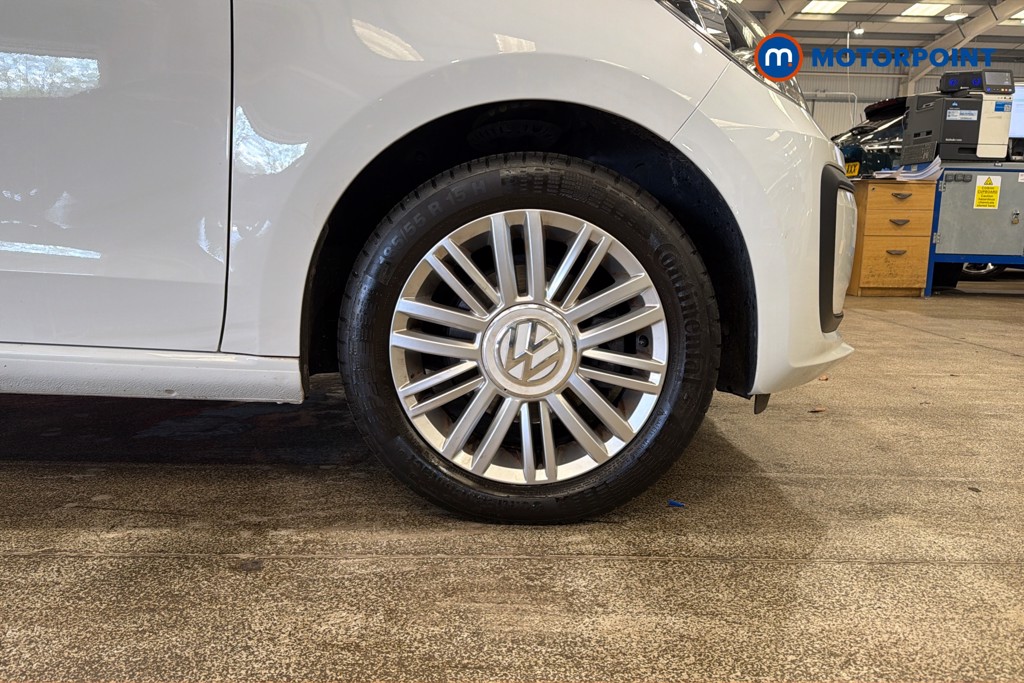Volkswagen UP Move Up Manual Petrol Hatchback - Stock Number (1636296) - 50th supplementary image