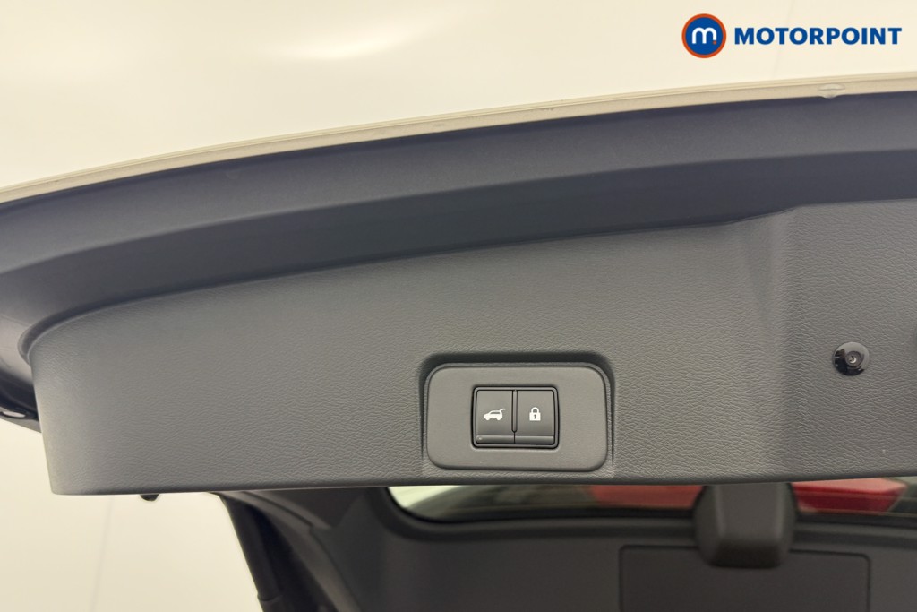 Nissan X-Trail Tekna Automatic Petrol-Electric Hybrid SUV - Stock Number (1636424) - 32nd supplementary image