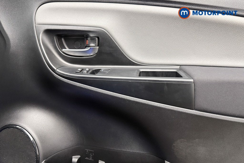 Toyota Yaris Icon Manual Petrol Hatchback - Stock Number (1636460) - 17th supplementary image