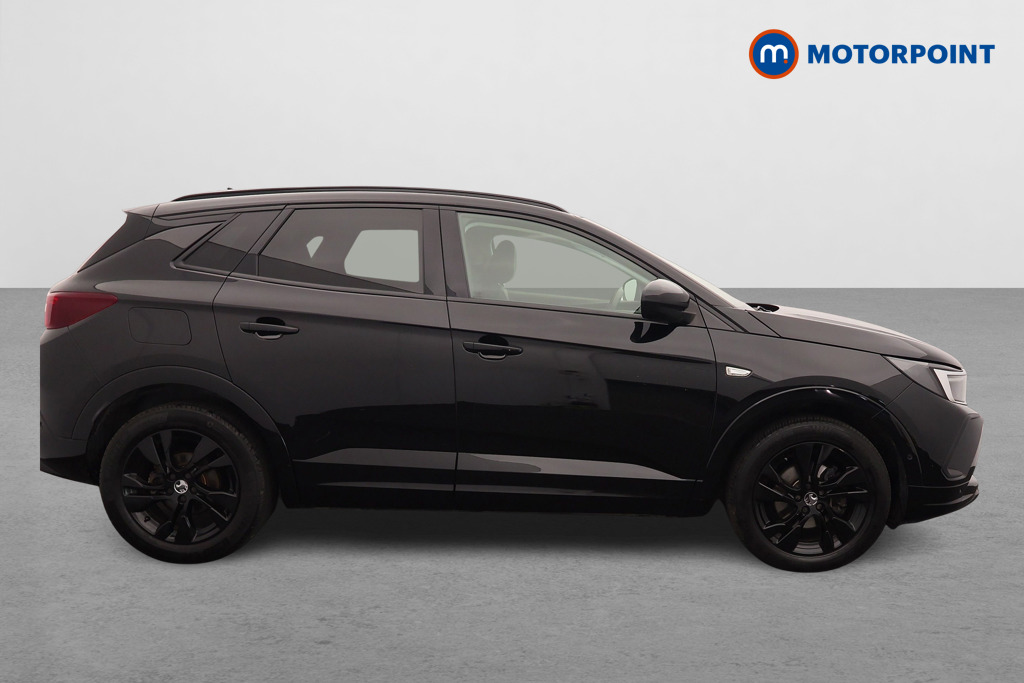 Vauxhall Grandland Gs Line Manual Petrol SUV - Stock Number (1636549) - Drivers side