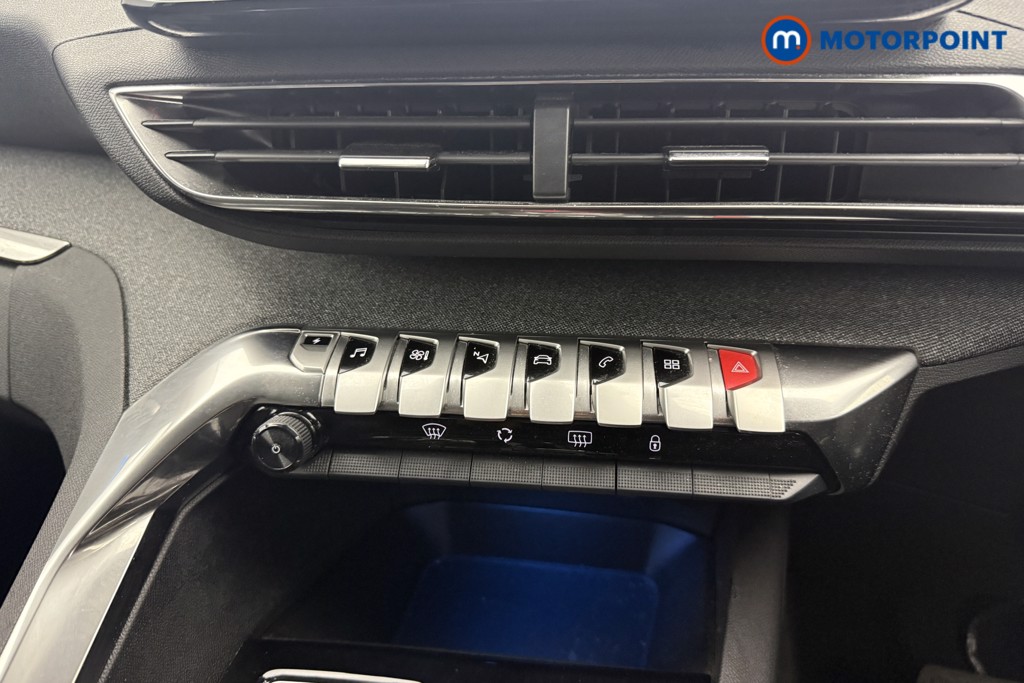 Peugeot 3008 Allure Premium Automatic Petrol Plug-In Hybrid SUV - Stock Number (1636558) - 4th supplementary image