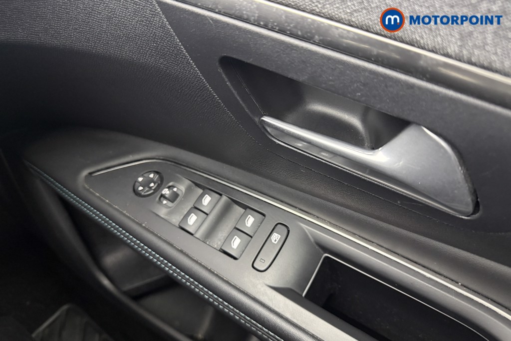 Peugeot 3008 Allure Premium Automatic Petrol Plug-In Hybrid SUV - Stock Number (1636558) - 8th supplementary image