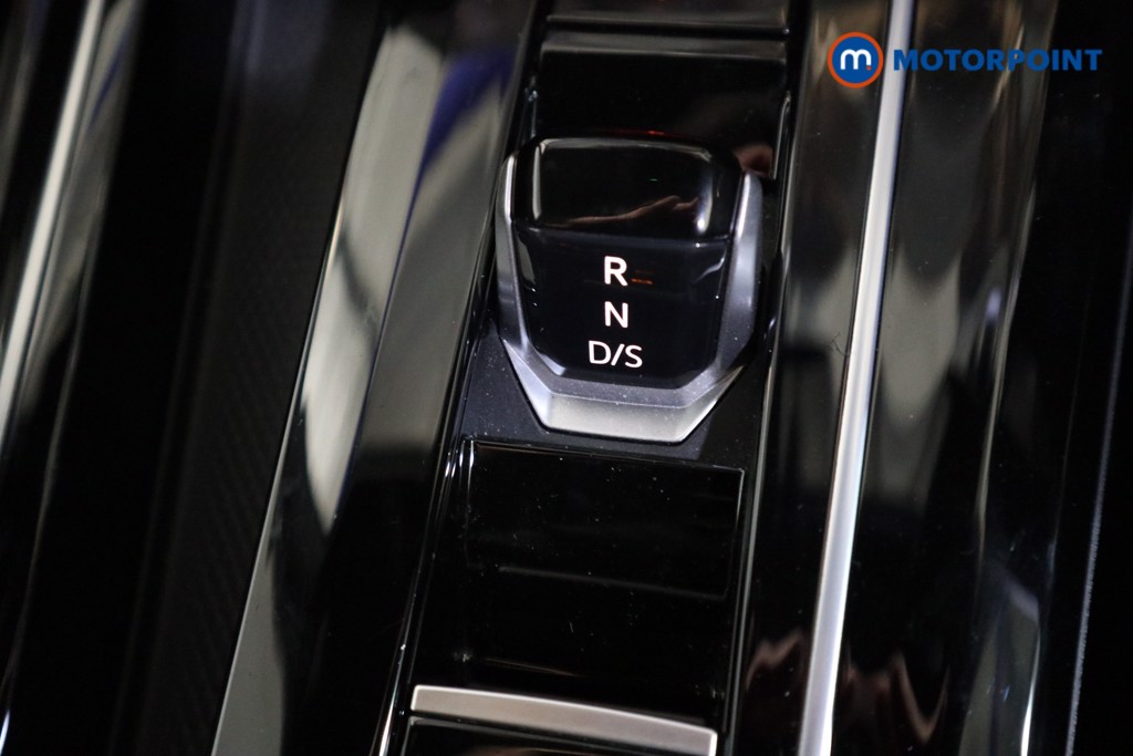 Volkswagen Golf GTI Automatic Petrol Hatchback - Stock Number (1636606) - 11th supplementary image