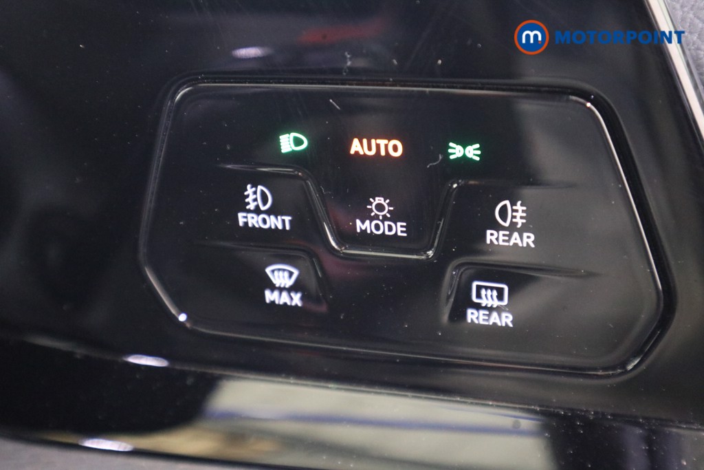 Volkswagen Golf GTI Automatic Petrol Hatchback - Stock Number (1636606) - 14th supplementary image