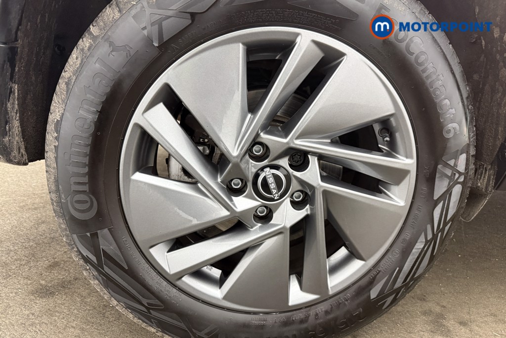 Nissan Qashqai Acenta Premium Automatic Petrol SUV - Stock Number (1636642) - 3rd supplementary image