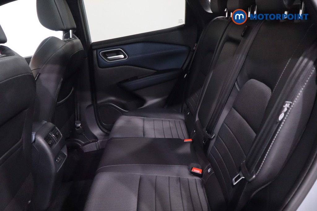 Nissan Qashqai Tekna Automatic Petrol-Electric Hybrid SUV - Stock Number (1637052) - 5th supplementary image