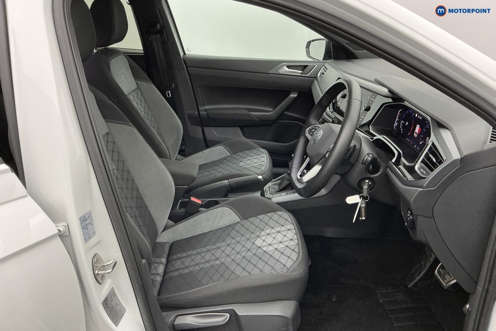 Volkswagen Polo Black Edition Automatic Petrol Hatchback - Stock Number (1637127) - 5th supplementary image