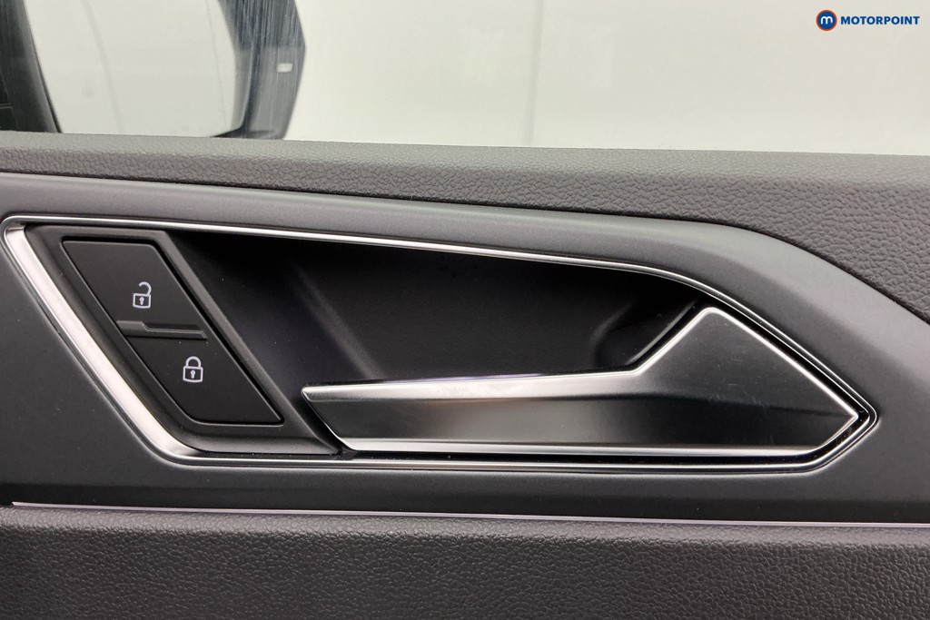 Volkswagen Polo Black Edition Automatic Petrol Hatchback - Stock Number (1637127) - 27th supplementary image