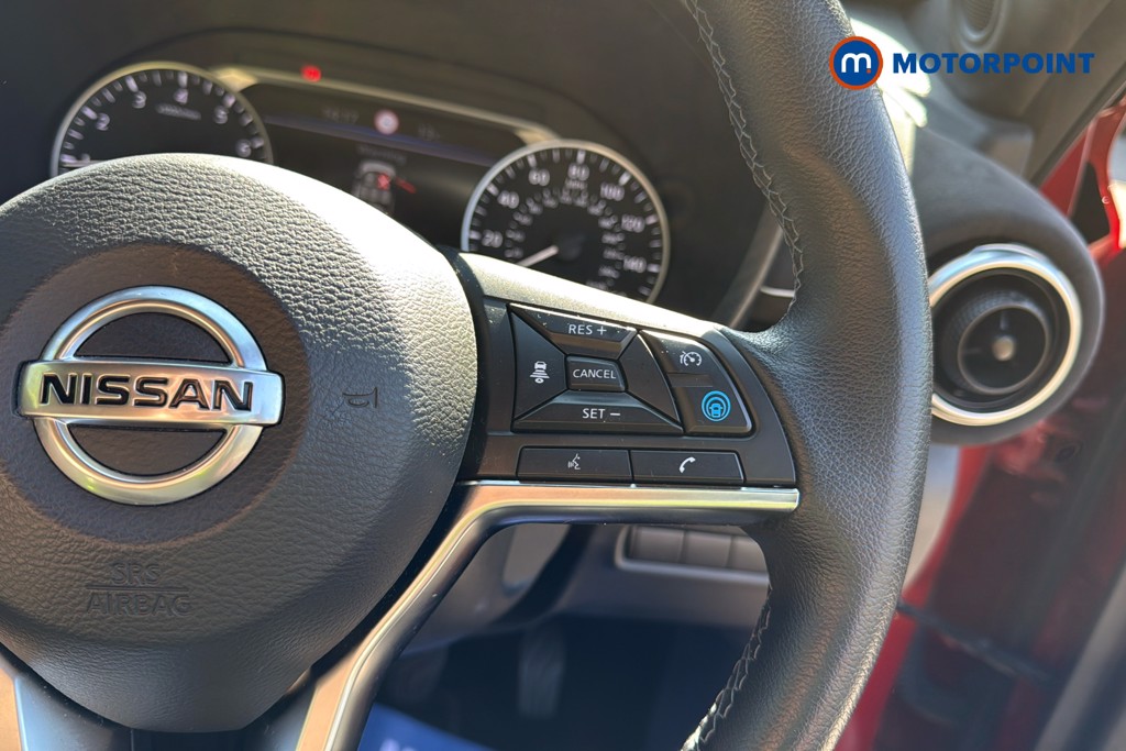 Nissan Juke Tekna-Plus Manual Petrol SUV - Stock Number (1637250) - 4th supplementary image