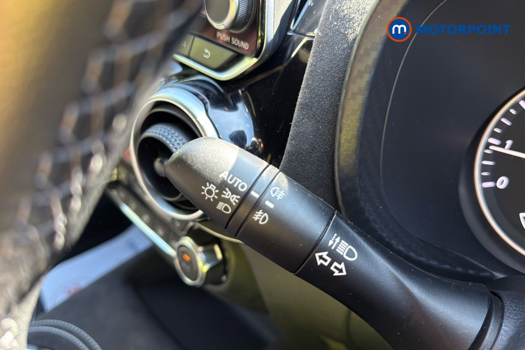 Nissan Juke Tekna-Plus Manual Petrol SUV - Stock Number (1637250) - 18th supplementary image