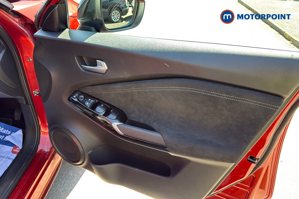 Nissan Juke Tekna-Plus Manual Petrol SUV - Stock Number (1637250) - 19th supplementary image