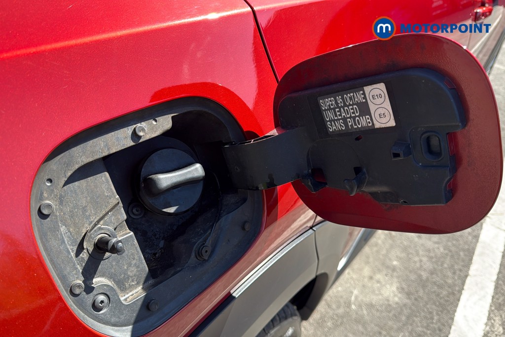 Nissan Juke Tekna-Plus Manual Petrol SUV - Stock Number (1637250) - 41st supplementary image