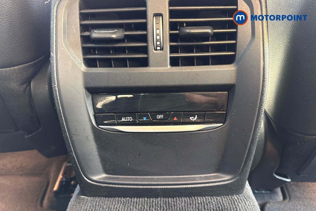 BMW 3 Series M Sport Automatic Petrol Plug-In Hybrid Estate - Stock Number (1638122) - 30th supplementary image