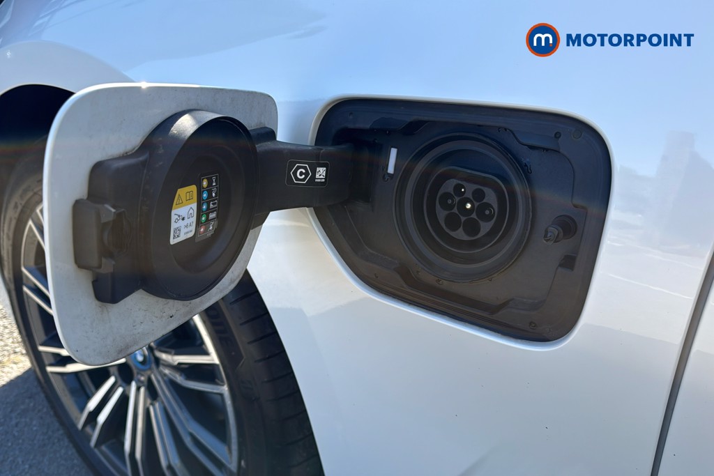 BMW 3 Series M Sport Automatic Petrol Plug-In Hybrid Estate - Stock Number (1638122) - 41st supplementary image