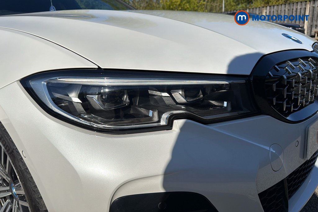 BMW 3 Series M Sport Automatic Petrol Plug-In Hybrid Estate - Stock Number (1638122) - 44th supplementary image