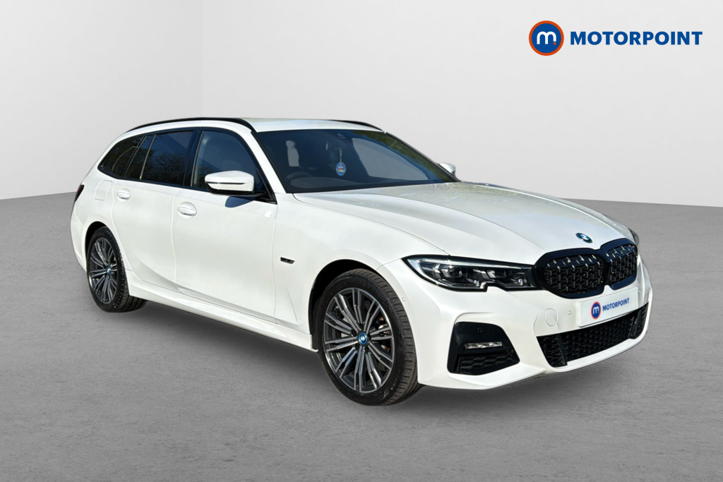 BMW 3 Series M Sport Automatic Petrol Plug-In Hybrid Estate - Stock Number (1638122) - Drivers side front corner