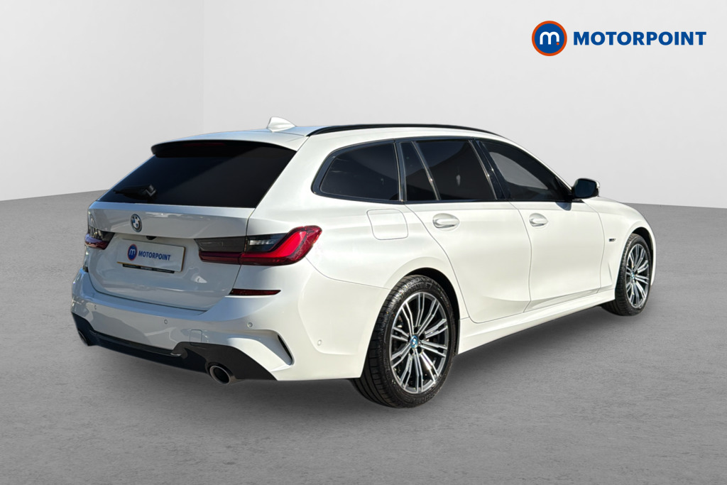 BMW 3 Series M Sport Automatic Petrol Plug-In Hybrid Estate - Stock Number (1638122) - Drivers side rear corner