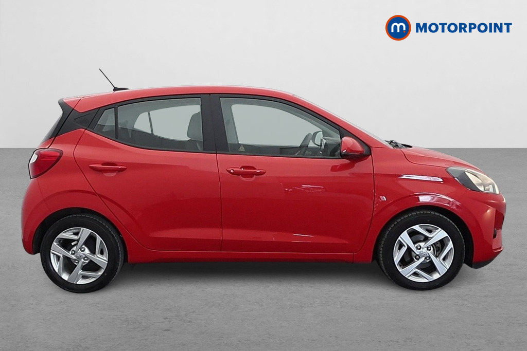 Hyundai I10 Se Connect Manual Petrol Hatchback - Stock Number (1605561) - Drivers side