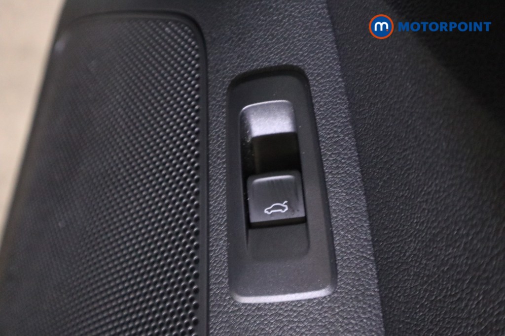 Skoda Karoq Sportline Edition Automatic Petrol SUV - Stock Number (1620981) - 14th supplementary image