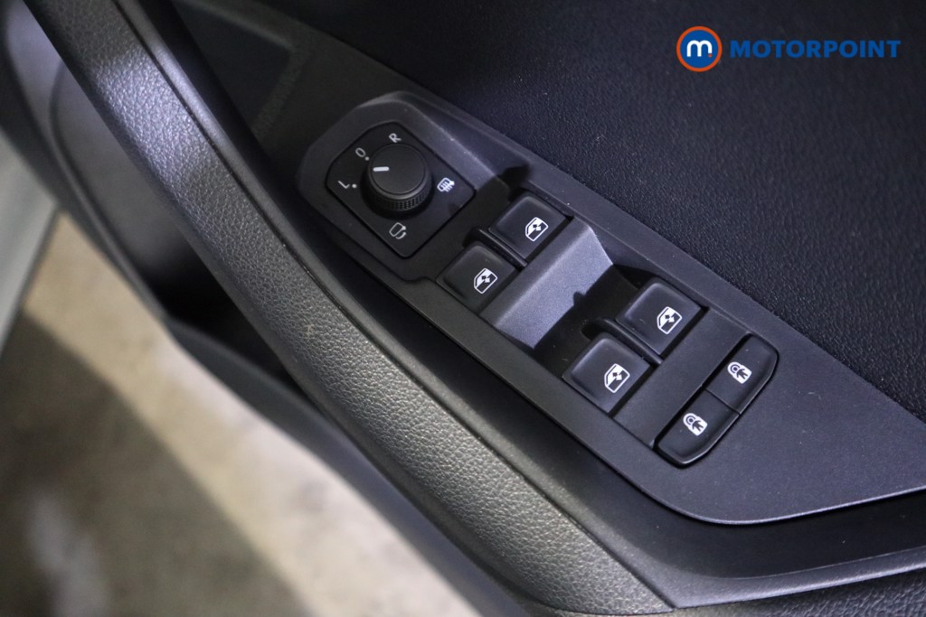 Skoda Karoq Sportline Edition Automatic Petrol SUV - Stock Number (1620981) - 15th supplementary image