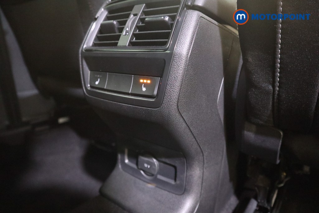 Skoda Karoq Sportline Edition Automatic Petrol SUV - Stock Number (1620981) - 21st supplementary image