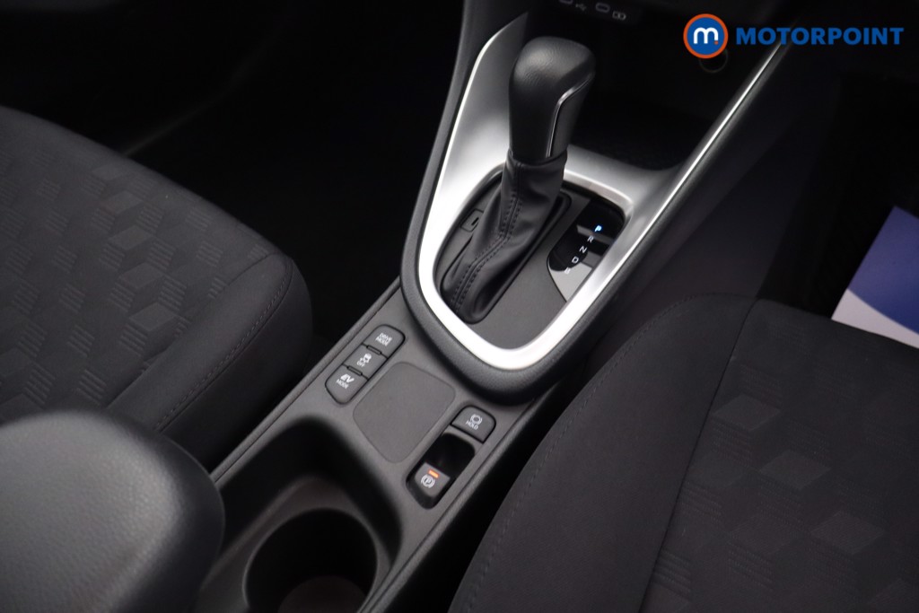 Toyota Yaris Icon Automatic Petrol-Electric Hybrid Hatchback - Stock Number (1621231) - 15th supplementary image