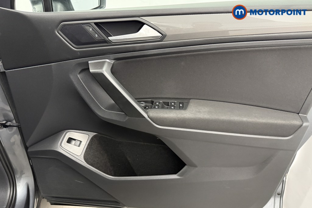 Volkswagen Tiguan Allspace Life Automatic Petrol SUV - Stock Number (1626246) - 16th supplementary image