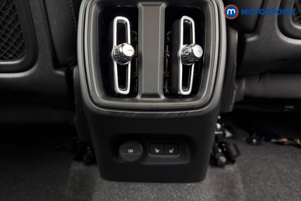 Volvo Xc40 Plus Automatic Petrol SUV - Stock Number (1626257) - 18th supplementary image