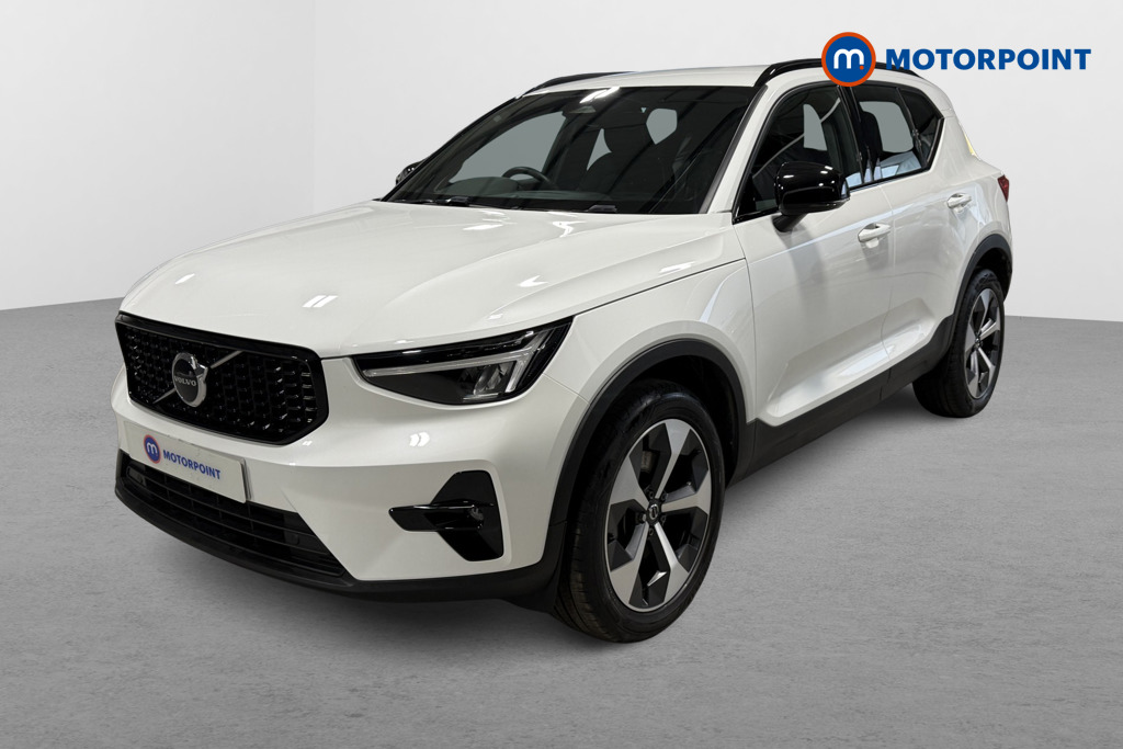 Volvo Xc40 Plus Automatic Petrol SUV - Stock Number (1626257) - Passenger side front corner