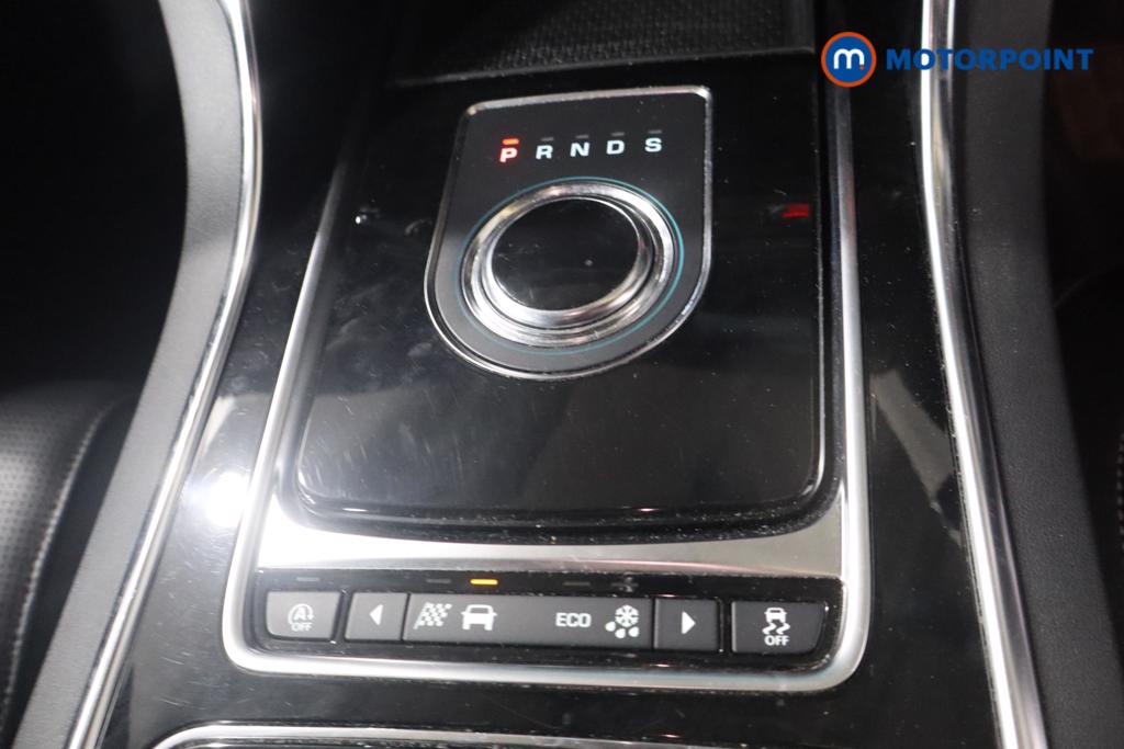 Jaguar XE R-Sport Automatic Petrol Saloon - Stock Number (1626957) - 16th supplementary image