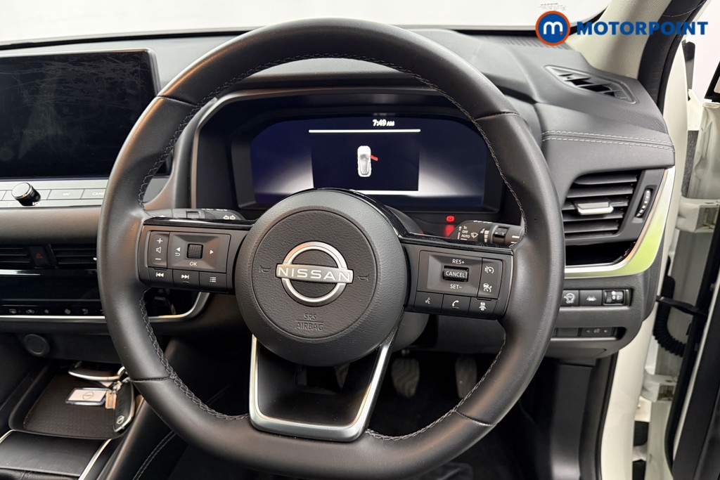 Nissan Qashqai N-Connecta Manual Petrol SUV - Stock Number (1628359) - 2nd supplementary image