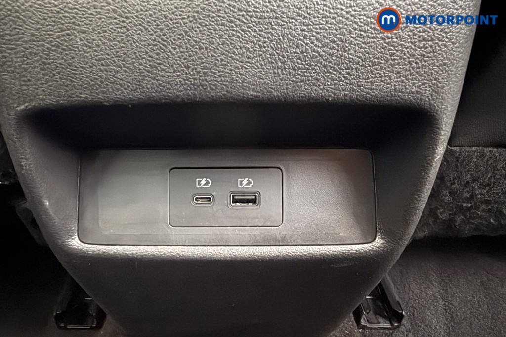 Nissan Qashqai N-Connecta Manual Petrol SUV - Stock Number (1628359) - 16th supplementary image