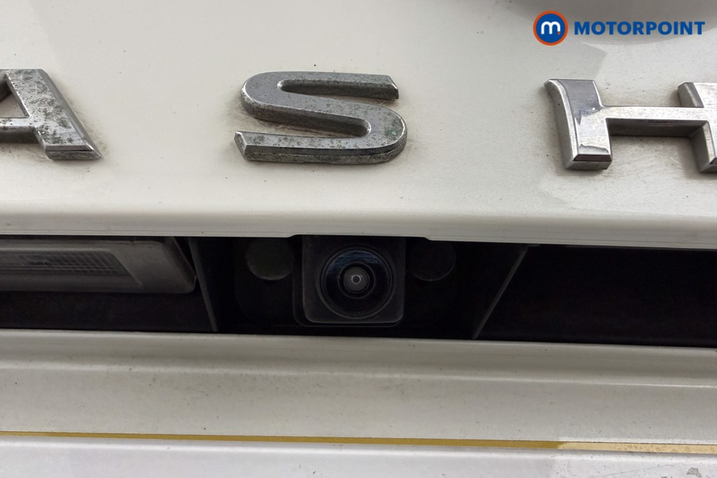 Nissan Qashqai N-Connecta Manual Petrol SUV - Stock Number (1628359) - 20th supplementary image
