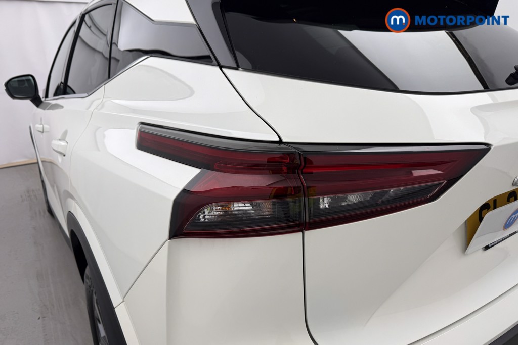 Nissan Qashqai N-Connecta Manual Petrol SUV - Stock Number (1628359) - 21st supplementary image