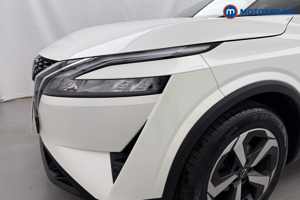 Nissan Qashqai N-Connecta Manual Petrol SUV - Stock Number (1628359) - 23rd supplementary image