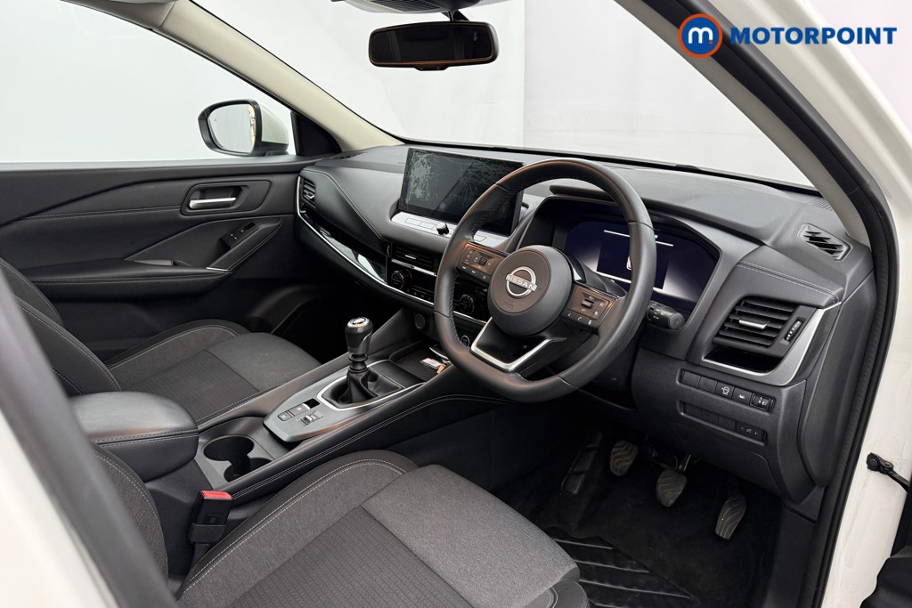 Nissan Qashqai N-Connecta Manual Petrol SUV - Stock Number (1628359) - 1st supplementary image