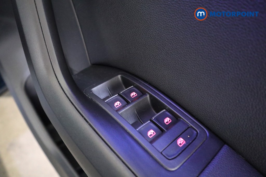 Seat Ateca Xcellence Lux Manual Petrol SUV - Stock Number (1628669) - 17th supplementary image