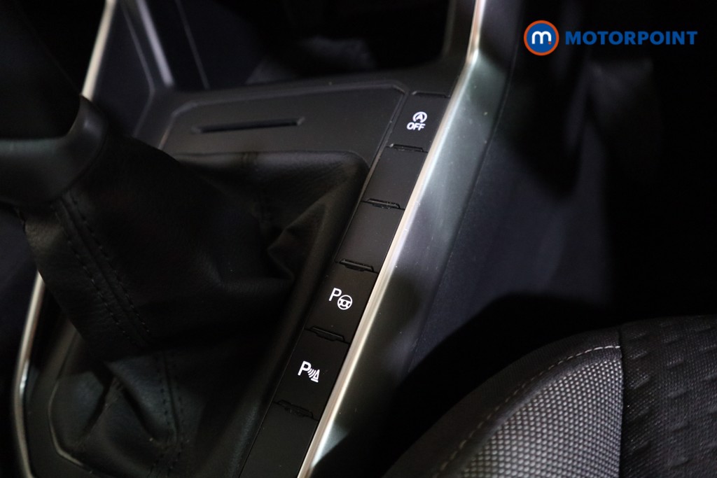 Volkswagen Taigo Life Manual Petrol SUV - Stock Number (1629074) - 9th supplementary image