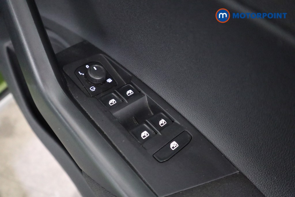 Volkswagen Taigo Life Manual Petrol SUV - Stock Number (1629074) - 15th supplementary image