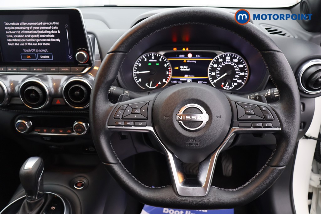 Nissan Juke N-Connecta Automatic Petrol SUV - Stock Number (1629119) - 6th supplementary image