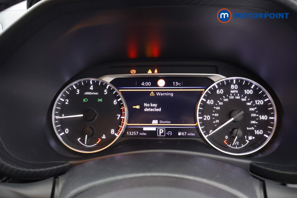 Nissan Juke N-Connecta Automatic Petrol SUV - Stock Number (1629119) - 11th supplementary image