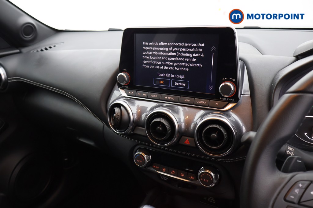 Nissan Juke N-Connecta Automatic Petrol SUV - Stock Number (1629119) - 14th supplementary image