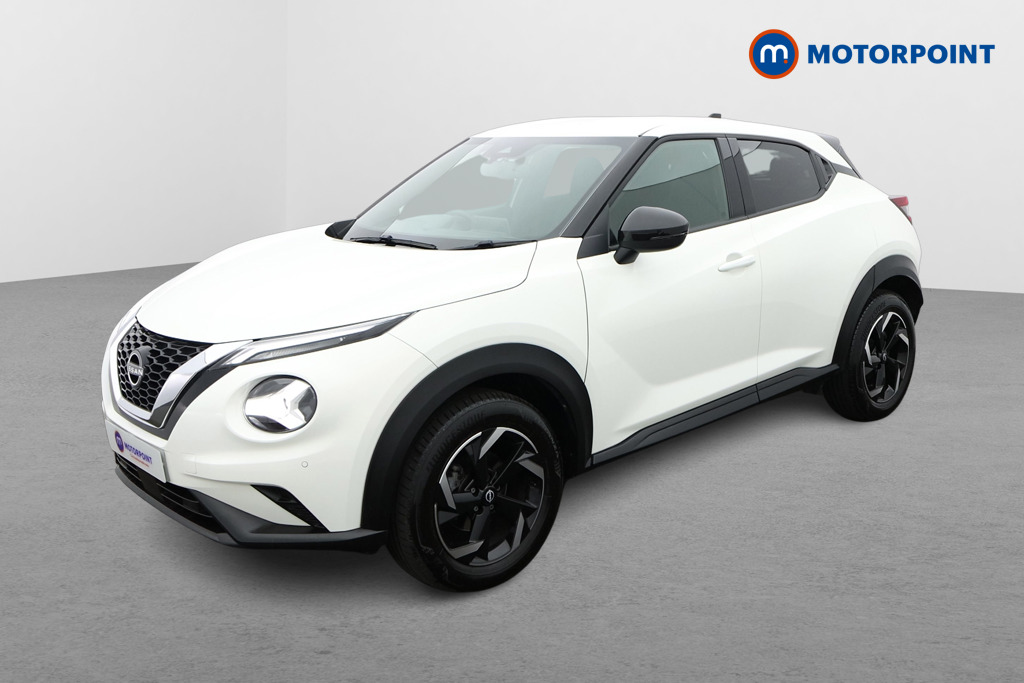 Nissan Juke N-Connecta Automatic Petrol SUV - Stock Number (1629119) - Passenger side front corner